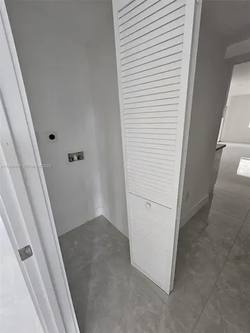 2488 SW 6th Court Fort Lauderdale FL 33312