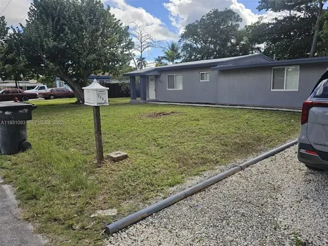 2488 SW 6th Court Fort Lauderdale FL 33312