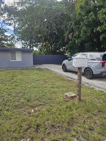 2488 SW 6th Court Fort Lauderdale FL 33312