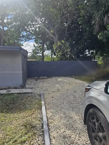 2488 SW 6th Court Fort Lauderdale FL 33312