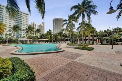 19380 Collins Avenue Sunny Isles Beach FL 33160