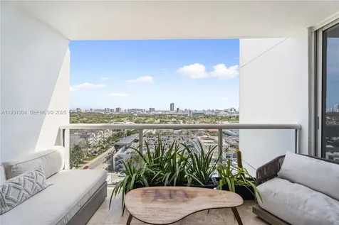 1900 Sunset Harbour Drive Miami Beach FL 33139