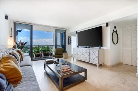 1900 Sunset Harbour Drive Miami Beach FL 33139