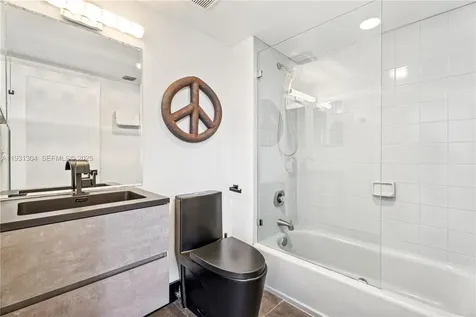 1900 Sunset Harbour Drive Miami Beach FL 33139