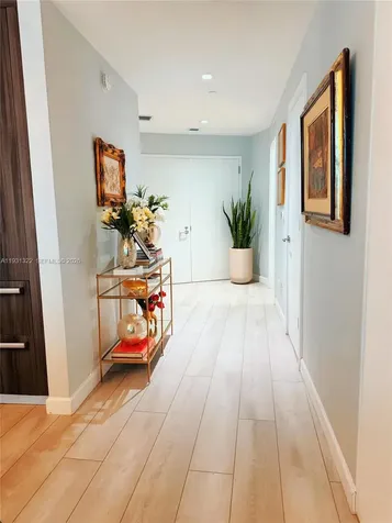 851 NE 1st Avenue Miami FL 33132