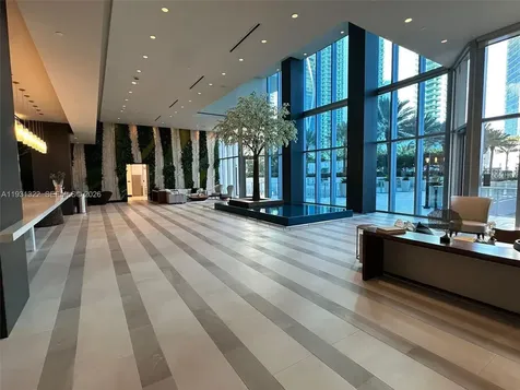 851 NE 1st Avenue Miami FL 33132