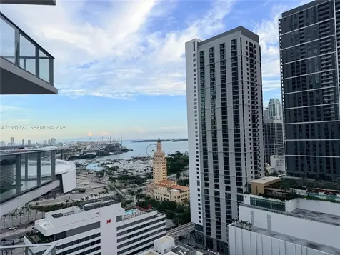 851 NE 1st Avenue Miami FL 33132