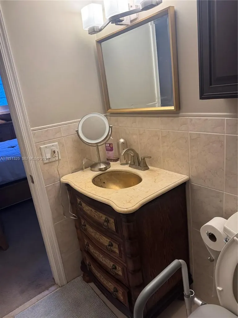 2731 NE 14th Street Causeway Pompano Beach FL 33062