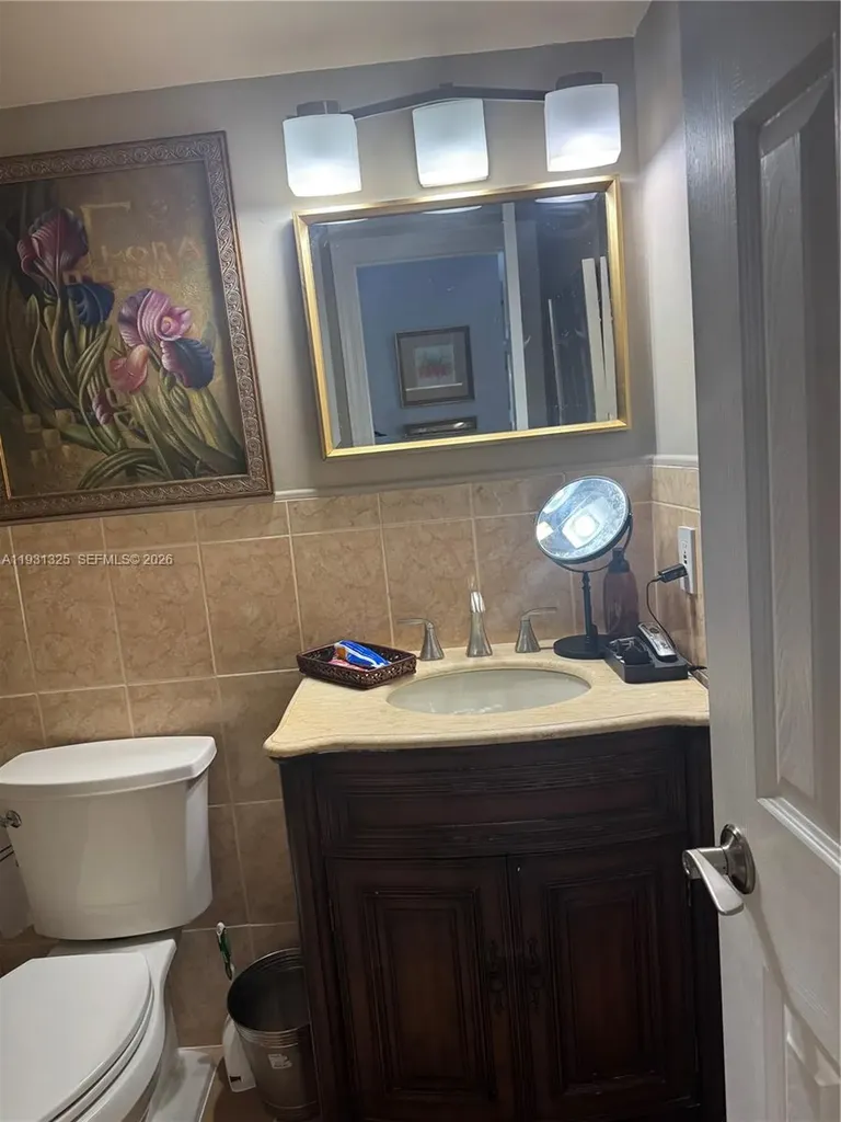2731 NE 14th Street Causeway Pompano Beach FL 33062
