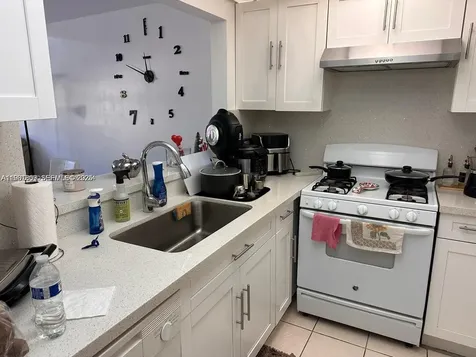 18101 NW 68th Avenue Hialeah FL 33015