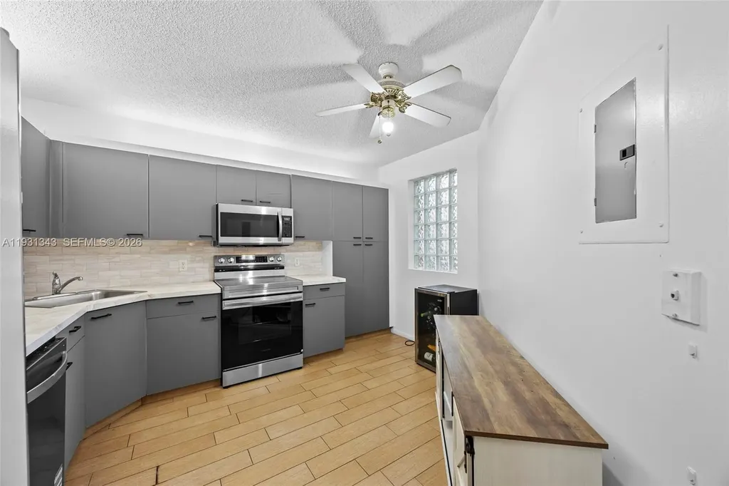 4300 NW 30th Street Coconut Creek FL 33066