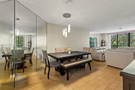 4300 NW 30th Street Coconut Creek FL 33066