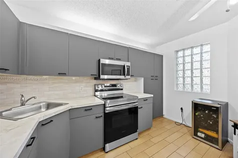 4300 NW 30th Street Coconut Creek FL 33066