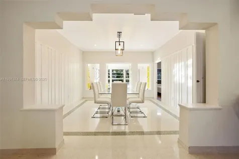 3760 Royal Palm Avenue Miami Beach FL 33140