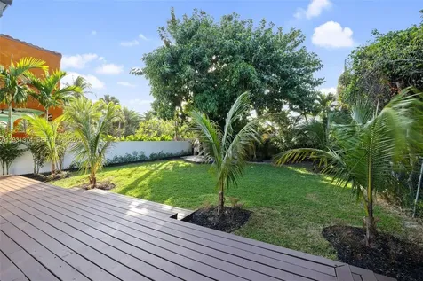 3760 Royal Palm Avenue Miami Beach FL 33140
