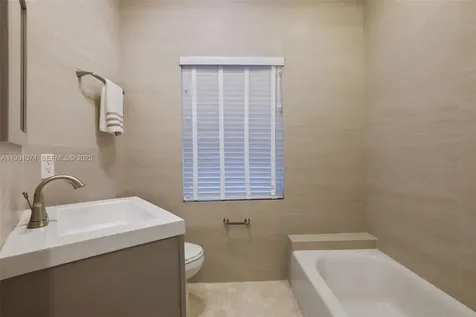 3760 Royal Palm Avenue Miami Beach FL 33140