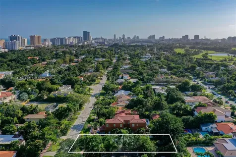 3760 Royal Palm Avenue Miami Beach FL 33140