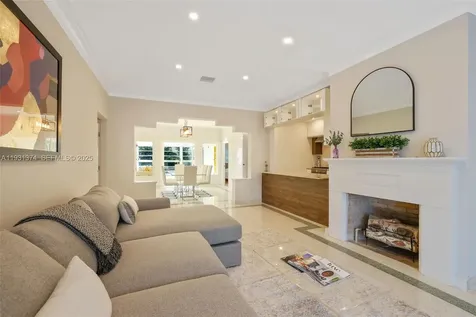 3760 Royal Palm Avenue Miami Beach FL 33140