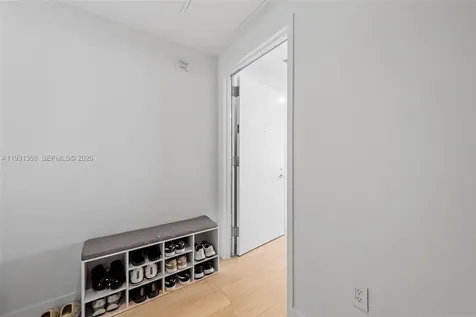 460 NE 28th Street Miami FL 33137