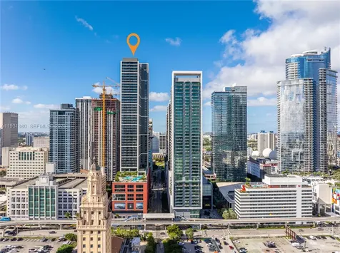 159 NE 6th Street Miami FL 33132
