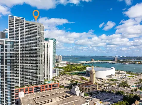 159 NE 6th Street Miami FL 33132