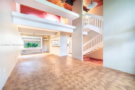 19212 NE 25th Avenue Miami FL 33180