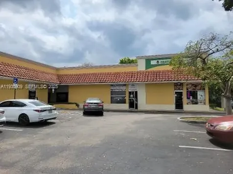 660 N State Road Plantation FL 33311