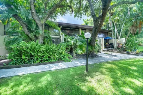 19212 NE 25th Avenue Miami FL 33180