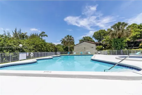 19212 NE 25th Avenue Miami FL 33180