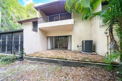 19212 NE 25th Avenue Miami FL 33180