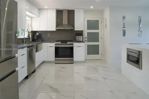 14111 SW 75th Street Miami FL 33183
