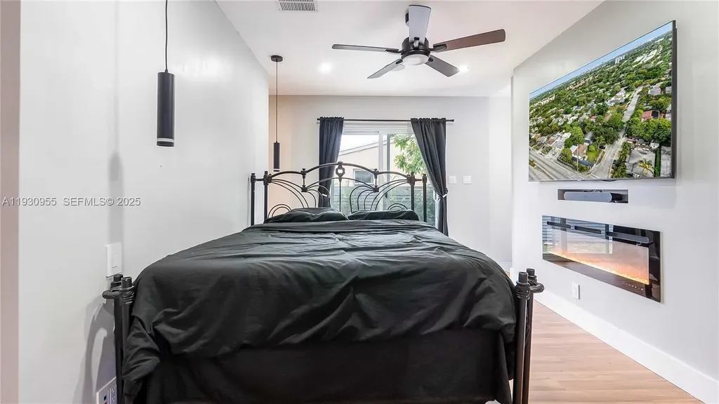 817 NW 17th Street Fort Lauderdale FL 33311