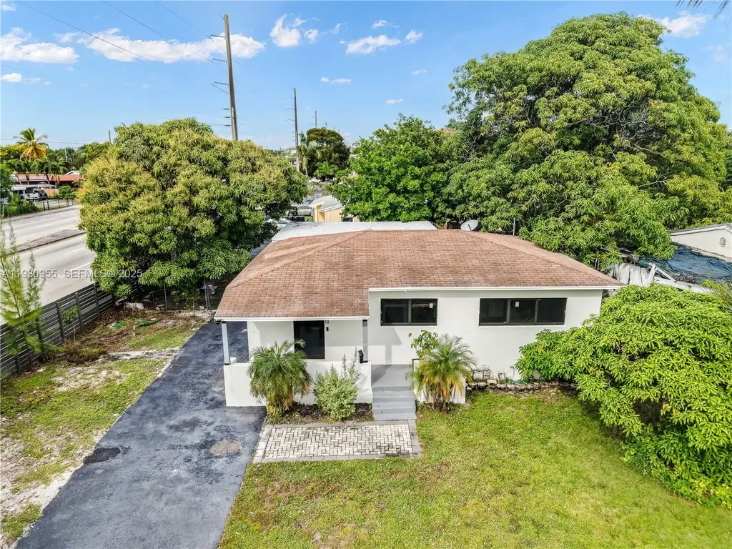 817 NW 17th Street Fort Lauderdale FL 33311