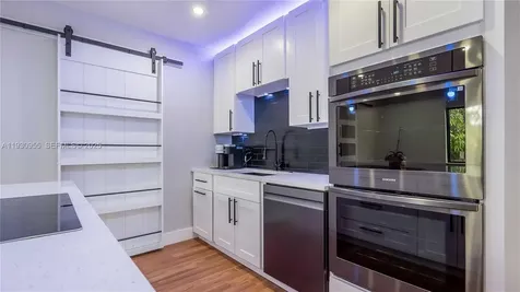 817 NW 17th Street Fort Lauderdale FL 33311