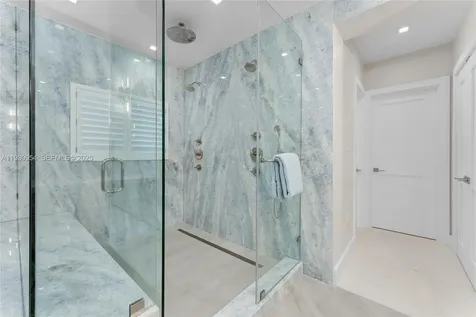180 Pompano Drive Key Largo FL 33037