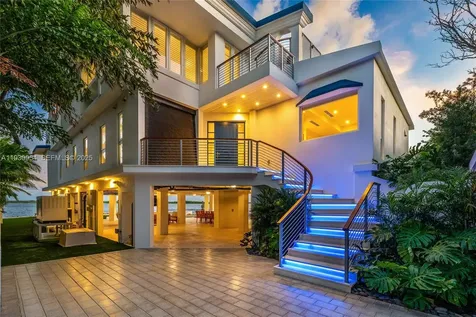 180 Pompano Drive Key Largo FL 33037