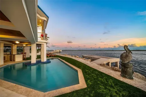 180 Pompano Drive Key Largo FL 33037