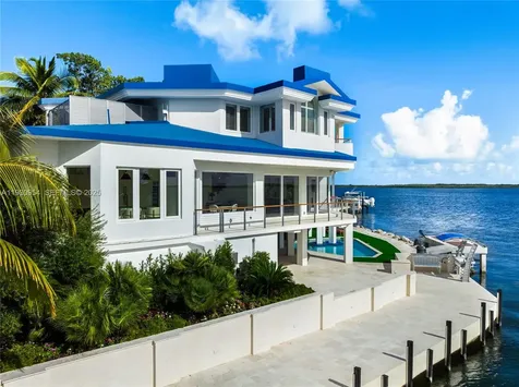 180 Pompano Drive Key Largo FL 33037