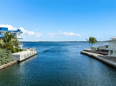 180 Pompano Drive Key Largo FL 33037