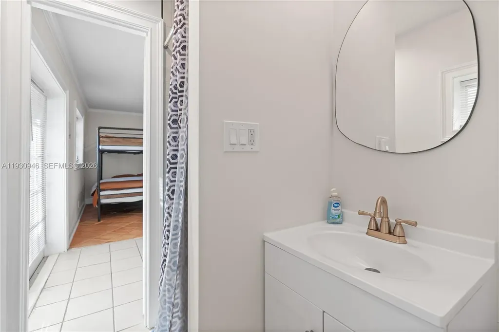 1344 Seabreeze Boulevard Fort Lauderdale FL 33316