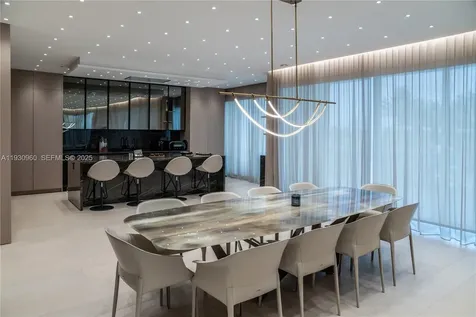 10101 Collins Avenue Bal Harbour FL 33154