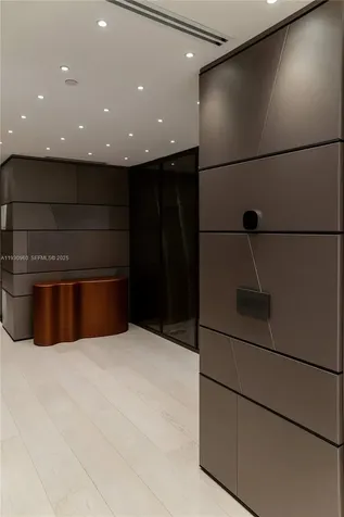10101 Collins Avenue Bal Harbour FL 33154