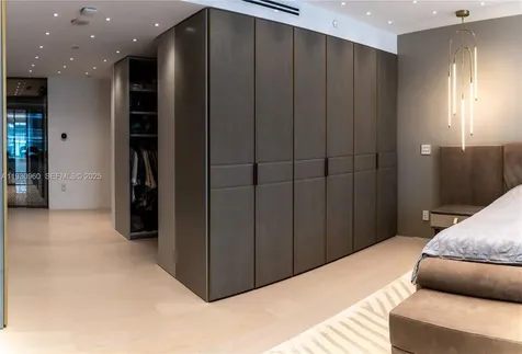 10101 Collins Avenue Bal Harbour FL 33154