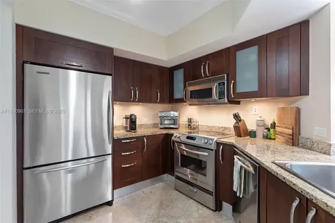 19900 E Country Club Drive Aventura FL 33180