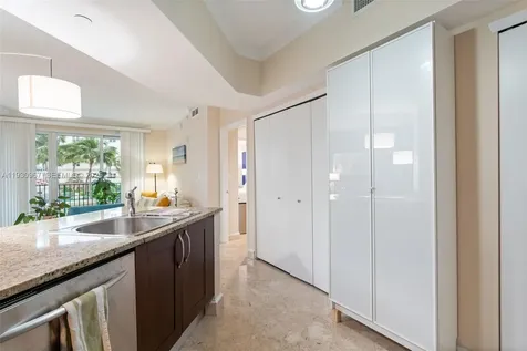19900 E Country Club Drive Aventura FL 33180