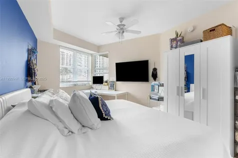 19900 E Country Club Drive Aventura FL 33180