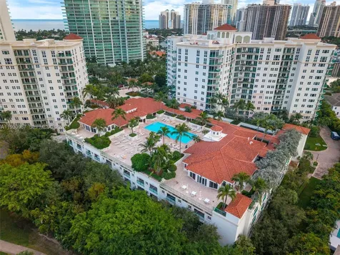 19900 E Country Club Drive Aventura FL 33180