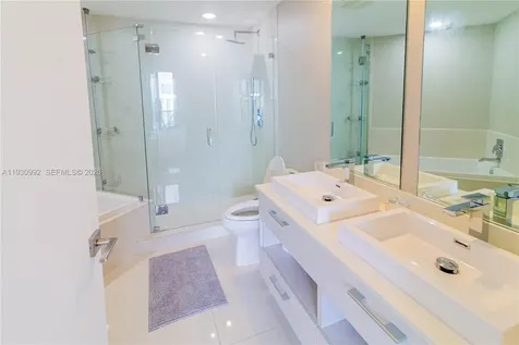 45 SW 9th Street Miami FL 33130