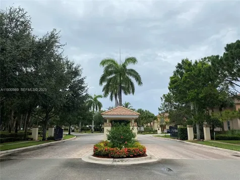 112 Wakulla Springs Way Royal Palm Beach FL 33411