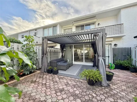 934 NE 27th Avenue Hallandale Beach FL 33009